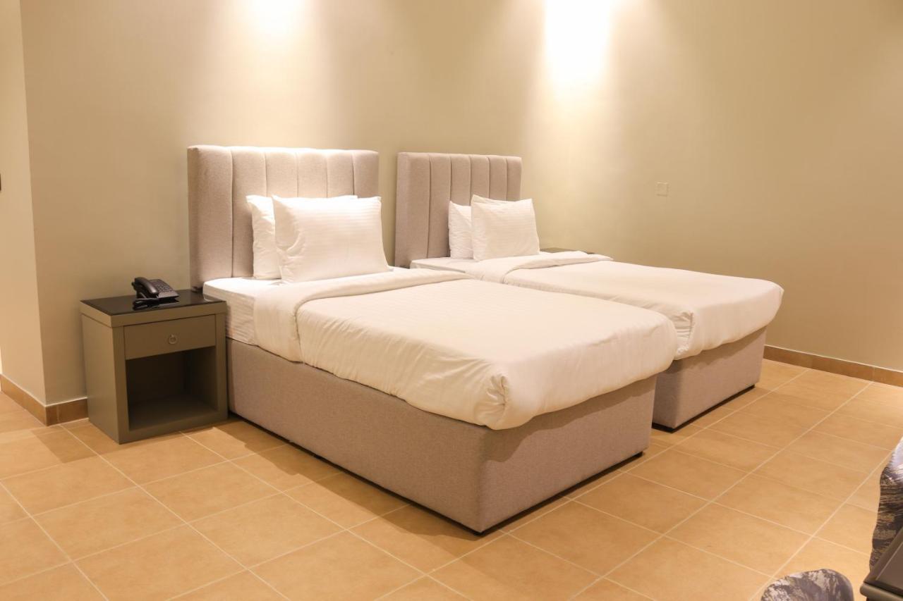 Infinity Tower Suites Wll Manama Exterior photo
